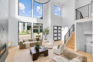 590 W U St, Camas, WA 98607 - Photo 4