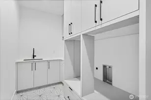 590 W U St, Camas, WA 98607 - Photo 34