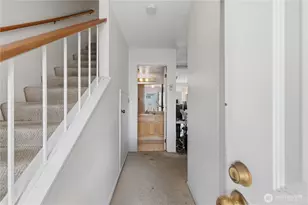 8823 Holly Dr, Everett, WA 98208 - Photo 14