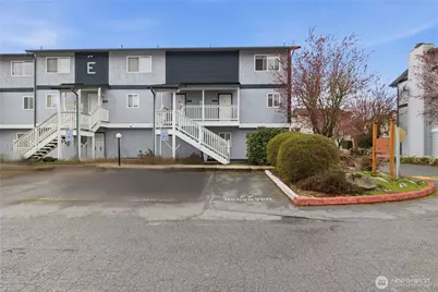 8823 Holly Drive #E201, Everett, WA 98208 - Photo 2