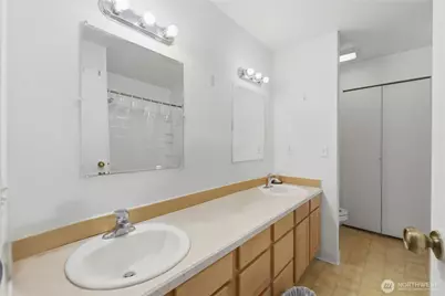 8823 Holly Drive #E201, Everett, WA 98208 - Photo 20