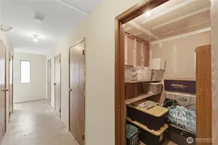 8823 Holly Dr, Everett, WA 98208 - Photo 24