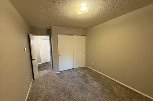 2562 Thorndyke Ave W, Seattle, WA 98199 - Photo 24