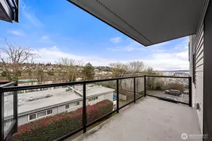 2562 Thorndyke Ave W, Seattle, WA 98199 - Photo 26