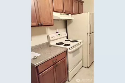 328 Burnett Avenue N, Renton, WA 98057 - Photo 12