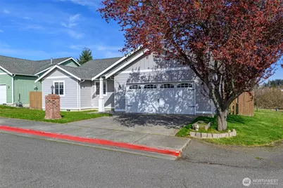 910 NE Cordero Place, Oak Harbor, WA 98277 - Photo 2