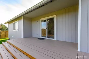 910 NE Cordero Pl, Oak Harbor, WA 98277 - Photo 30