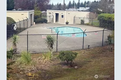 1321 S Puget Drive #E-33, Renton, WA 98055 - Photo 16