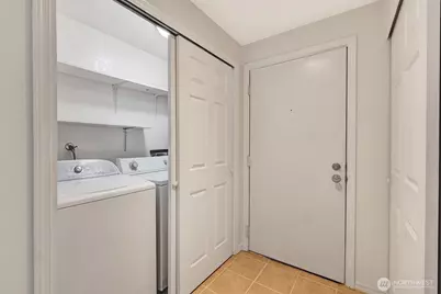 1321 S Puget Drive #E-33, Renton, WA 98055 - Photo 12