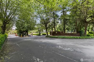 10903 Glen Acres Dr S, Seattle, WA 98168 - Photo 38