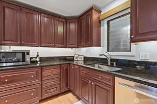 10903 Glen Acres Dr S, Seattle, WA 98168 - Photo 10