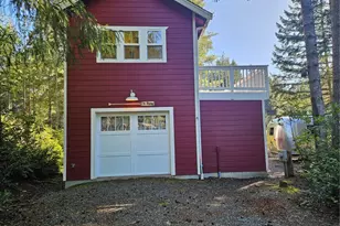 41 N Picnic Dr NW, Lilliwaup, WA 98555 - Photo 2