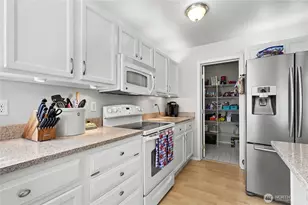 1846 Fisher St, DuPont, WA 98327 - Photo 4