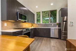 1708 Alki Ave SW, Seattle, WA 98116 - Photo 10