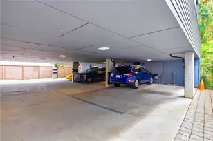 1708 Alki Ave SW, Seattle, WA 98116 - Photo 20