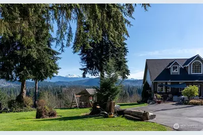 7516 Skinner Road, Granite Falls, WA 98252 - Photo 2