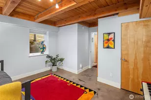 3010 NE 55th St, Seattle, WA 98105 - Photo 30