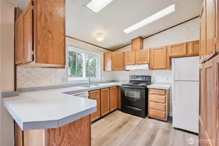 317 Rollingwood Dr, Kelso, WA 98626 - Photo 10