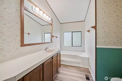 317 Rollingwood Drive, Kelso, WA 98626 - Photo 18