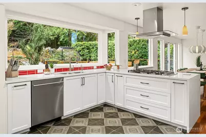 1817 220th Place NE, Sammamish, WA 98074 - Photo 10