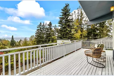 18215 3rd Place SW, Normandy Park, WA 98166 - Photo 2