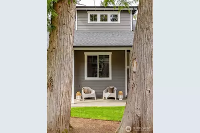 611 Upland Drive, Mount Vernon, WA 98273 - Photo 2