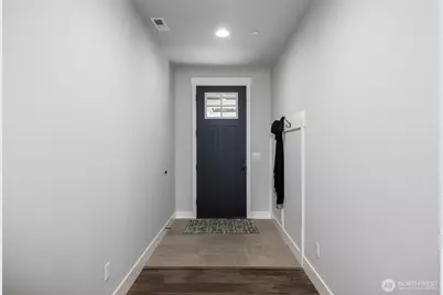 611 Upland Drive, Mount Vernon, WA 98273 - Photo 4