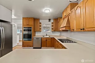 994 Diane Ave, Oak Harbor, WA 98277 - Photo 12