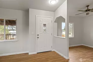 994 Diane Ave, Oak Harbor, WA 98277 - Photo 4