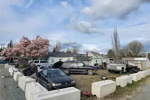 901 11th St, Sedro Woolley, WA 98284 - Photo 8