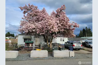901 11th Street, Sedro Woolley, WA 98284 - Photo 1
