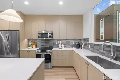 12322 14th Avenue NE #B, Seattle, WA 98125 - Photo 14