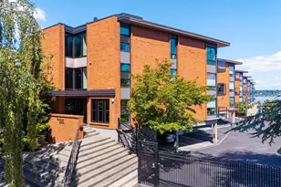 2360 43rd Ave E, Seattle, WA 98112 - Photo 2