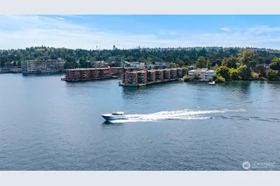2360 43rd Ave E #404, Seattle, WA 98112 - Photo 34