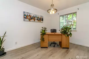 2426 E Pioneer, Puyallup, WA 98372 - Photo 10