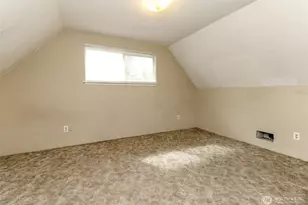 8317 S Sheridan Ave, Tacoma, WA 98408 - Photo 16