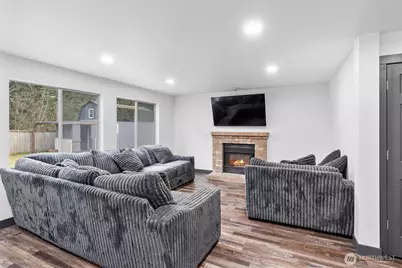 20831 60th Street E, Bonney Lake, WA 98391 - Photo 8