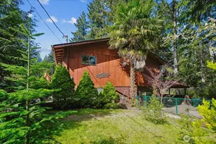 10706 Pioneer Dr, Anderson Island, WA 98303 - Photo 4