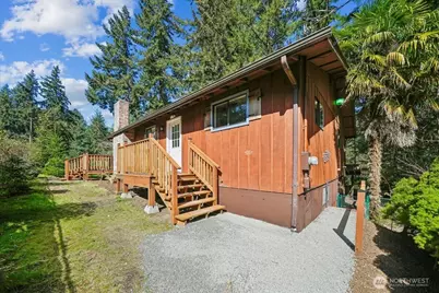 10706 Pioneer Drive, Anderson Island, WA 98303 - Photo 8