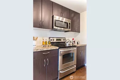 22910 90th Avenue W #B305, Edmonds, WA 98026 - Photo 8