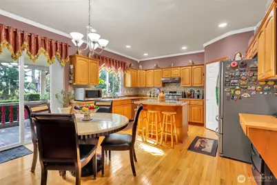 10209 28th Drive SE, Everett, WA 98208 - Photo 8