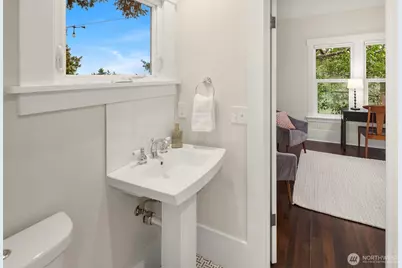 8016 17th Avenue NE, Seattle, WA 98115 - Photo 14
