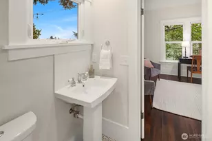 8016 17th Ave NE, Seattle, WA 98115 - Photo 14