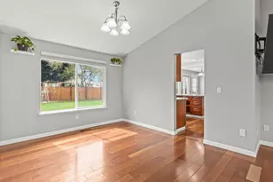 1027 SW 348th Pl, Federal Way, WA 98023 - Photo 10