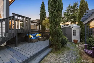 814 N 32nd Street, Renton, WA 98056 - Photo 14