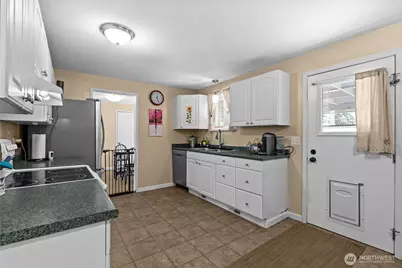 20220 8th Avenue S, Des Moines, WA 98198 - Photo 8