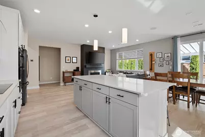 19939 23rd Avenue Ct E, Spanaway, WA 98387 - Photo 10