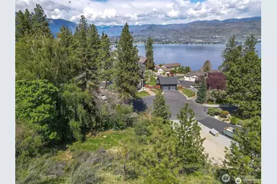 4057 Lakeview Place, Chelan, WA 98816 - Photo 4