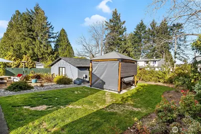 10010 13th Avenue NW, Seattle, WA 98177 - Photo 24