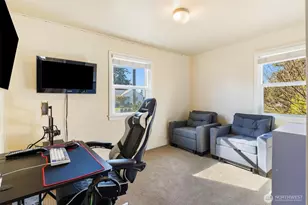 10010 13th Ave NW, Seattle, WA 98177 - Photo 10
